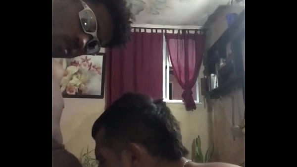 Tomei leitada na cara, Mavambo passou na rua e apertou a pica, olha o que rolou no quartinho da casa abandonada