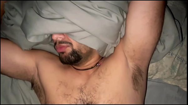 URSÃO MACHO E BARBUDO ME FUDEU NO PELO