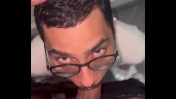 DOMINADOR ME FAZENDO DE FEMEA.