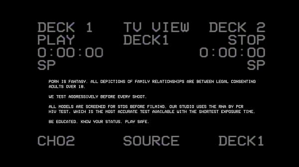 FamilyTwink – Sharing a Bath with Our Athletic Step Father