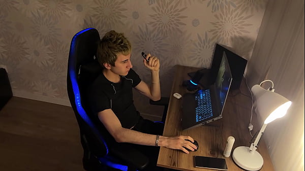 gave a guy a big dick in his mouth and fucked his tight asshole part 1