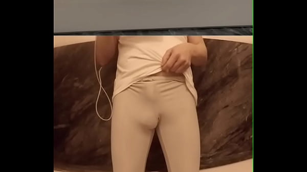 I couldn’t hold it – wetting myself in gym outfit – front view and POV