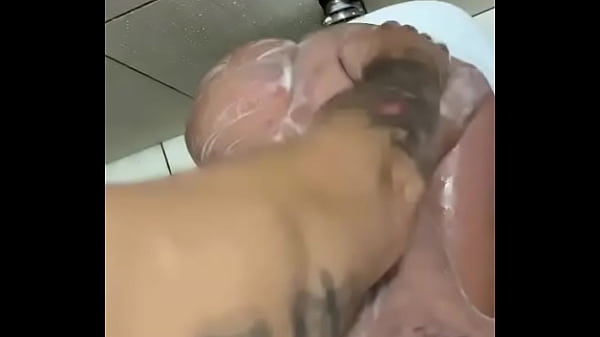 MULHER DO MEU AMIGO TODA FUDIDA ( sex toy )