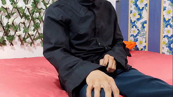 Video of my step father masturbating his delicious cock – I want to suck it