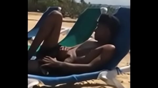 19yo caught flashing on public beach