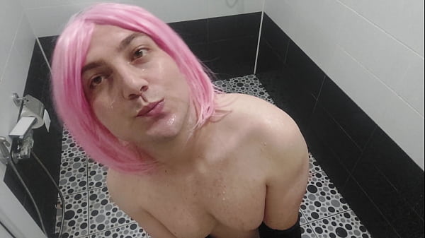 Ass Shemale White Yummy Curvy Body Flirting On The Floor of The Bathroom