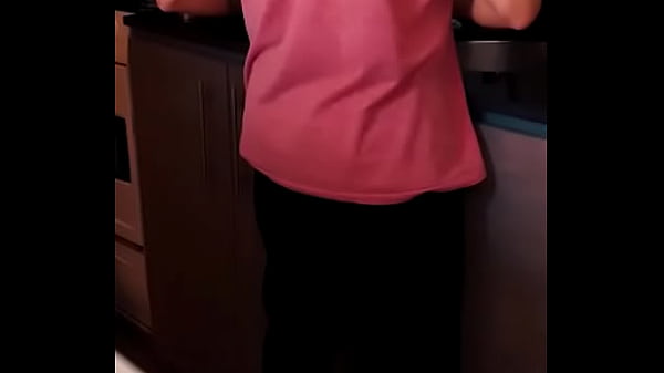 Compañero de piso compartido prueba mi culo gay el despechado su novia lo dejó