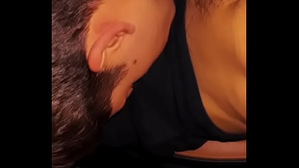 Viaje con mi cuñ4d0 despues de unos tragos resulta en una mamada y cogida a mi culo