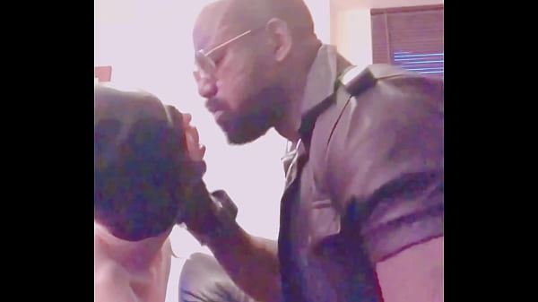 Interracial Muscle BDSM Nippleplay Rimming Wank