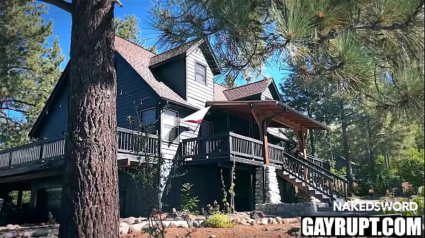 Wild game Derek Kage, Mike Monroe