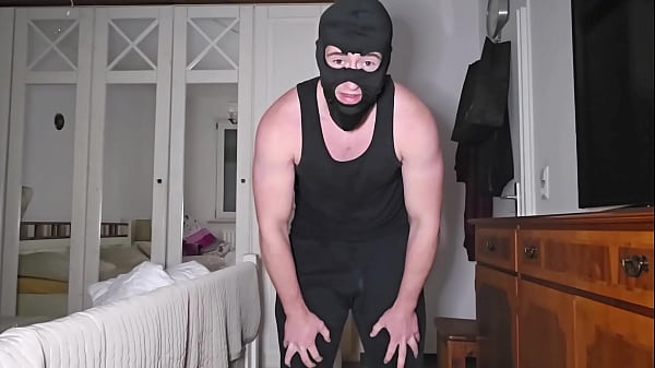 PhantomGentX – Naked Muscle Alpha Massive Cumshot